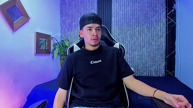 Mike 0233  online show from January 18, 4:27 am