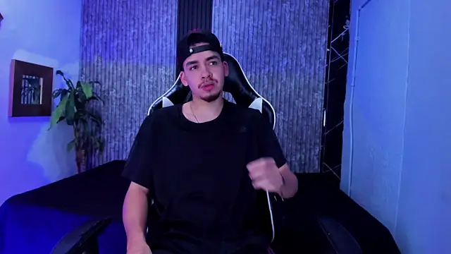 Mike 0233  online show from February 8, 4:38 am