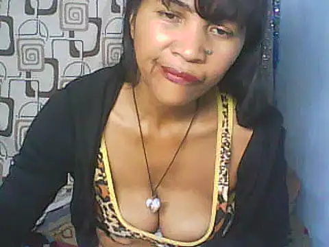 Snapshot of nene_belle chatting on June 2, 5:42 am nene belle online show from June 2, 5:42 am