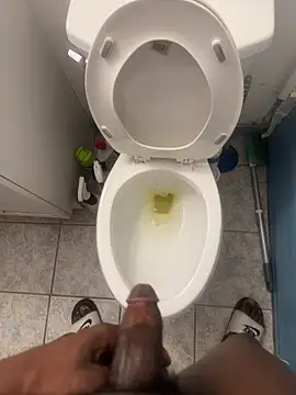 Snapshot of tfreakyy chatting on February 13, 8:48 am tfreakyy online show from February 13, 8:48 am