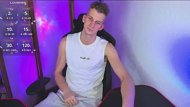 Snapshot of Brad_Maloney chatting on February 2, 6:53 pm Brad Maloney online show from February 2, 6:53 pm