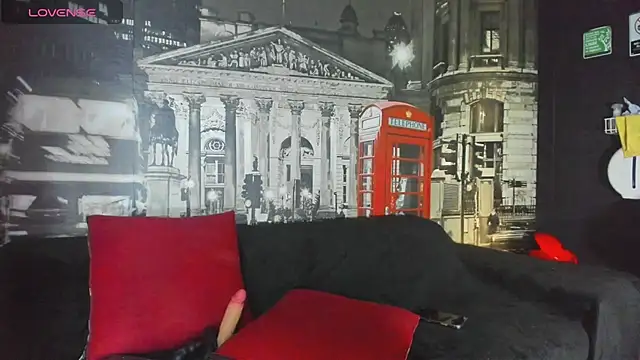 Snapshot of CloeRodriguez chatting on May 6, 9:20 pm CloeRodriguez online show from May 6, 9:20 pm