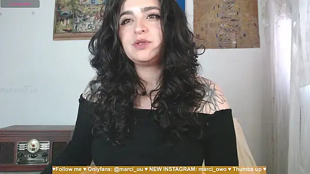 Snapshot of Marci_owo chatting on June 20, 8:33 pm Marci owo online show from June 20, 8:33 pm