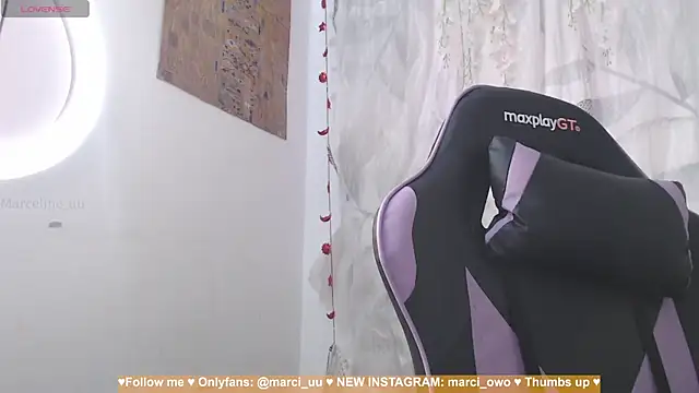 Snapshot of Marci_owo chatting on July 22, 12:41 pm Marci owo online show from July 22, 12:41 pm