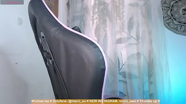 Snapshot of Marci_owo chatting on July 23, 12:14 pm Marci owo online show from July 23, 12:14 pm