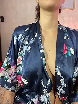 thaliacollins online show from November 9, 9:13 pm