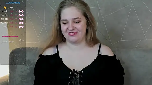 Snapshot of Megan_Violer chatting on January 27, 3:39 pm Megan Violer online show from January 27, 3:39 pm