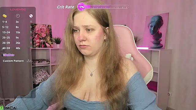 Snapshot of Megan_Violer chatting on May 26, 5:20 pm Megan Violer online show from May 26, 5:20 pm