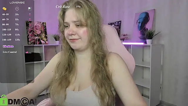 Snapshot of Megan_Violer chatting on July 16, 5:30 pm Megan Violer online show from July 16, 5:30 pm