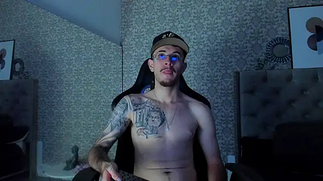 CodyWalkerR online show from December 16, 5:18 pm