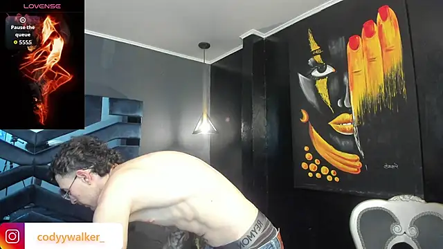 CodyWalkerR online show from April 29, 11:22 pm
