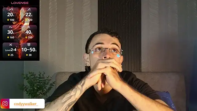 Snapshot of CodyWalkerR chatting on May 13, 5:32 pm CodyWalkerR online show from May 13, 5:32 pm