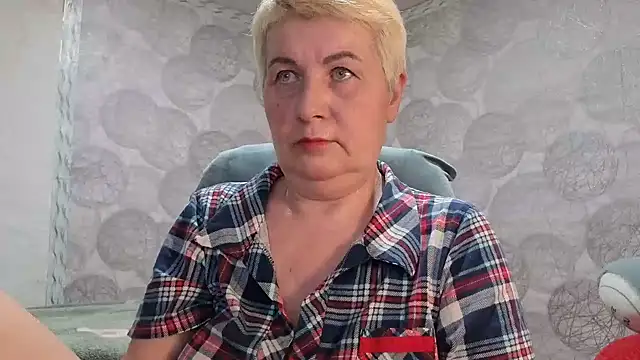 NicoleOlla online show from March 5, 12:56 pm