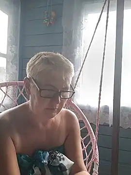 Snapshot of NicoleOlla chatting on July 23, 5:49 am NicoleOlla online show from July 23, 5:49 am
