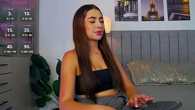 caralella online show from November 15, 8:49 pm