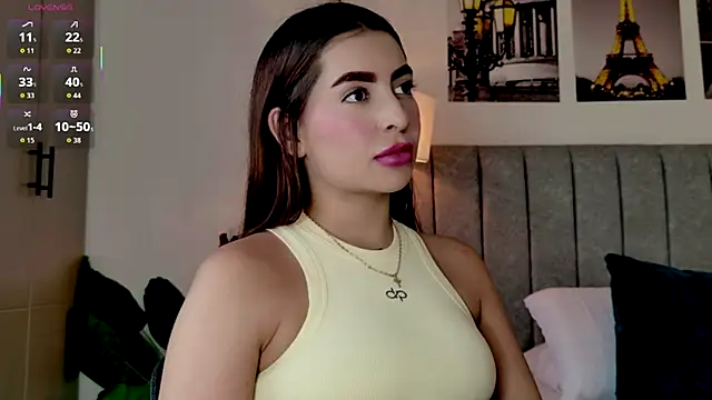 Snapshot of caralella chatting on May 13, 8:16 pm caralella online show from May 13, 8:16 pm