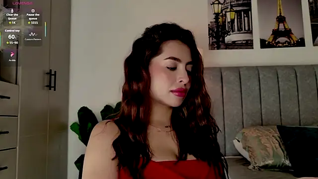 Snapshot of caralella chatting on June 13, 7:56 pm caralella online show from June 13, 7:56 pm