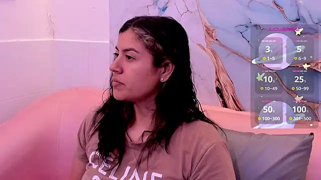 Snapshot of taylor_cupper chatting on November 5, 3:50 am taylor cupper online show from November 5, 3:50 am