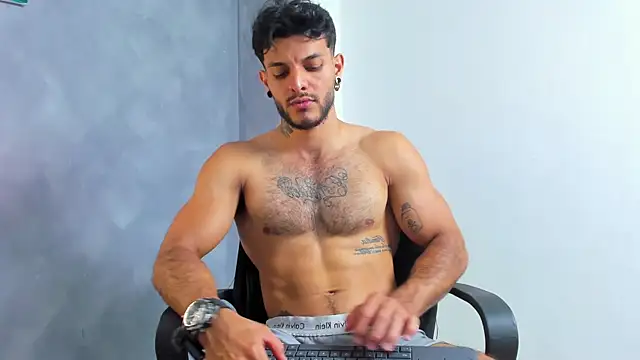 JuanBlade online show from August 4, 2:59 am