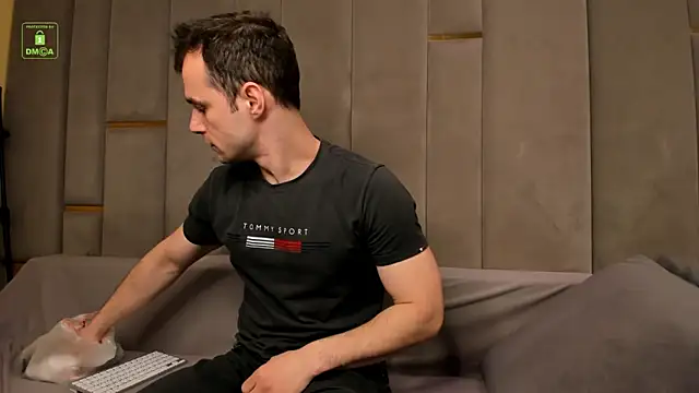 Snapshot of BrandonNorris chatting on May 22, 4:52 am BrandonNorris online show from May 22, 4:52 am