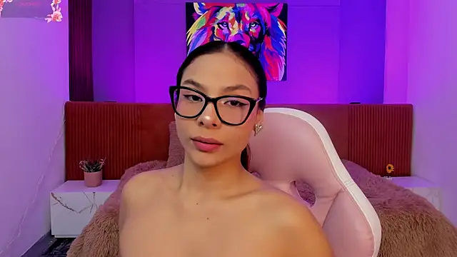 Snapshot of amira_cute2 chatting on June 23, 10:46 am amira cute2 online show from June 23, 10:46 am