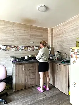 hotandfierylatinos2023 online show from March 16, 2:11 pm