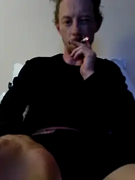 Snapshot of elmerfuddin87 chatting on September 27, 3:44 am elmerfuddin87 online show from September 27, 3:44 am