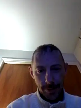 Snapshot of elmerfuddin87 chatting on October 21, 3:07 am elmerfuddin87 online show from October 21, 3:07 am