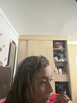 Snapshot of megan_collins96 chatting on June 12, 12:09 am megan collins96 online show from June 12, 12:09 am