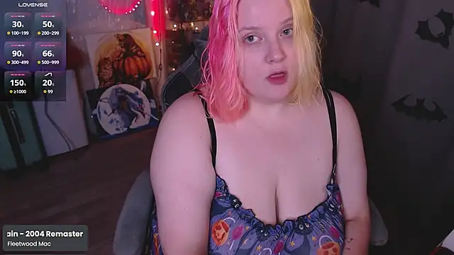 Snapshot of lissamuff chatting on October 24, 3:19 pm lissamuff online show from October 24, 3:19 pm