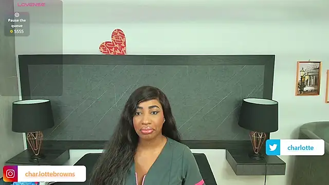 Snapshot of charlottebrowns_ chatting on January 18, 12:36 pm charlottebrowns online show from January 18, 12:36 pm