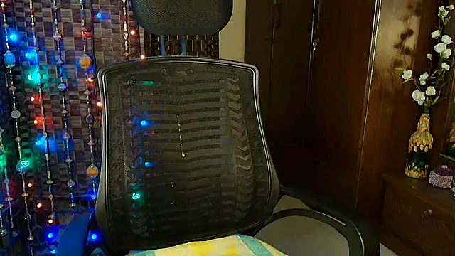 Snapshot of Hotty__Baby chatting on October 8, 6:05 pm Hotty Baby online show from October 8, 6:05 pm