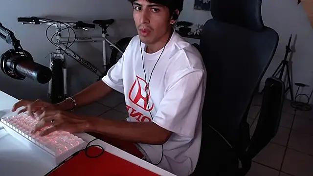 Thieves9 online show from October 13, 6:46 am