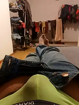 Snapshot of maleesa chatting on November 21, 4:27 pm maleesa online show from November 21, 4:27 pm