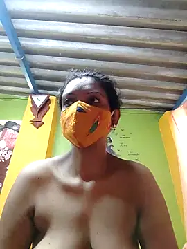 Snapshot of SuperSexyJaneman chatting on May 29, 4:43 am SuperSexyJaneman online show from May 29, 4:43 am