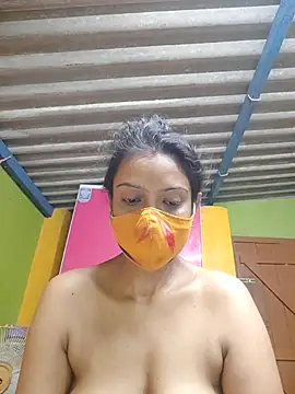 Snapshot of SuperSexyJaneman chatting on July 7, 6:47 am SuperSexyJaneman online show from July 7, 6:47 am