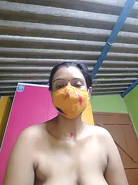 Snapshot of SuperSexyJaneman chatting on July 13, 9:56 am SuperSexyJaneman online show from July 13, 9:56 am