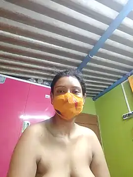 Snapshot of SuperSexyJaneman chatting on July 20, 7:11 am SuperSexyJaneman online show from July 20, 7:11 am