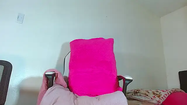 bellatrixx 69 online show from January 8, 8:27 am