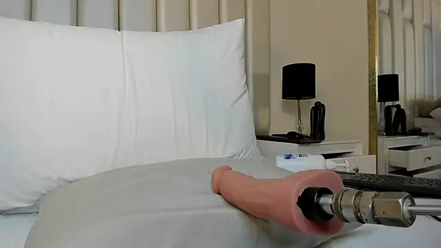 Snapshot of samantaramoos chatting on November 6, 2:34 am samantaramoos online show from November 6, 2:34 am