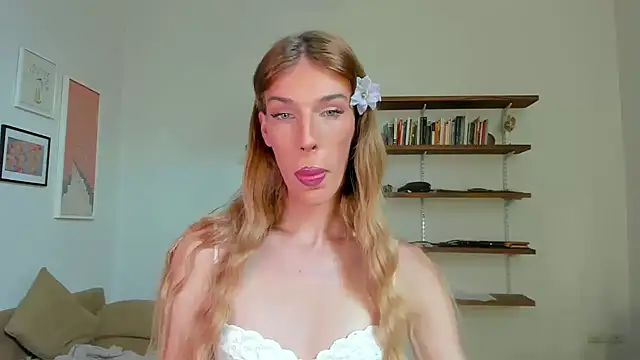 AliceSnowCatt online show from November 12, 3:56 pm