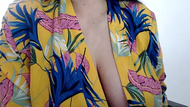 missdaniels online show from March 15, 4:24 pm