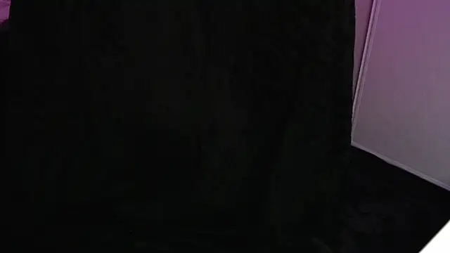 yamira25 online show from March 6, 12:10 am