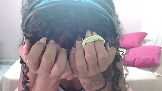 TiffanyRoouse online show from December 29, 11:18 pm