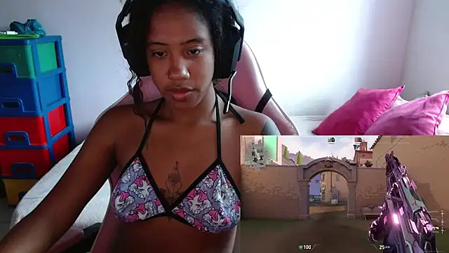 TiffanyRoouse online show from February 7, 9:37 pm