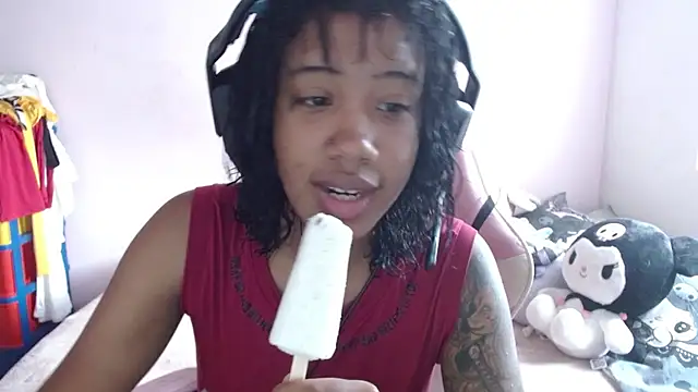 TiffanyRoouse online show from October 4, 7:23 pm