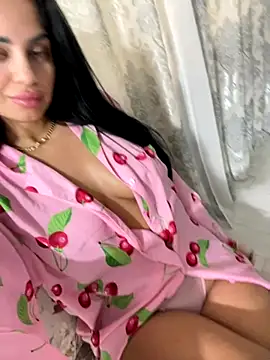  adelle online show from November 9, 10:02 am