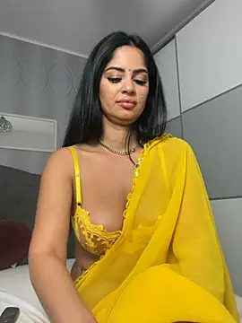 Snapshot of _adelle chatting on July 18, 11:25 am adelle online show from July 18, 11:25 am