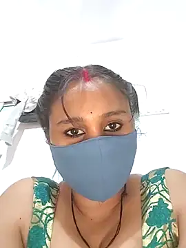 Snapshot of Archna-ji chatting on February 15, 8:54 am Archna-ji online show from February 15, 8:54 am