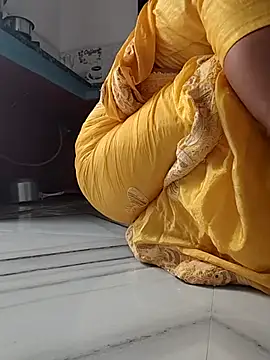 Snapshot of Archna-ji chatting on September 14, 3:49 am Archna-ji online show from September 14, 3:49 am